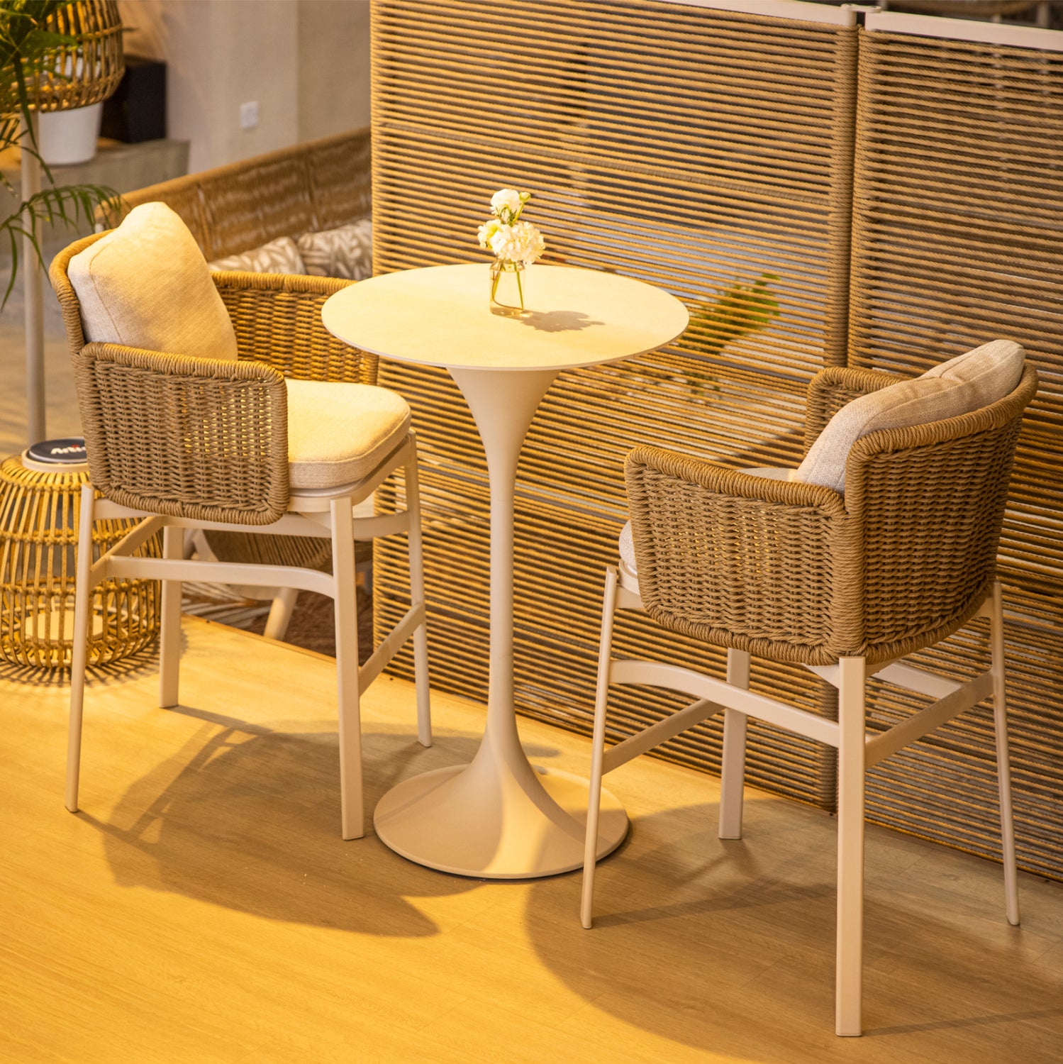 Бар стол серия DESTINY екрю алуминий-беж WICKER 71.5x63.5x108