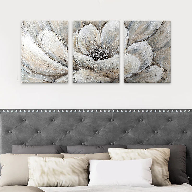 Триптих картина върху платно "Silver Flowers" дигитален печат 126x55x3cm.