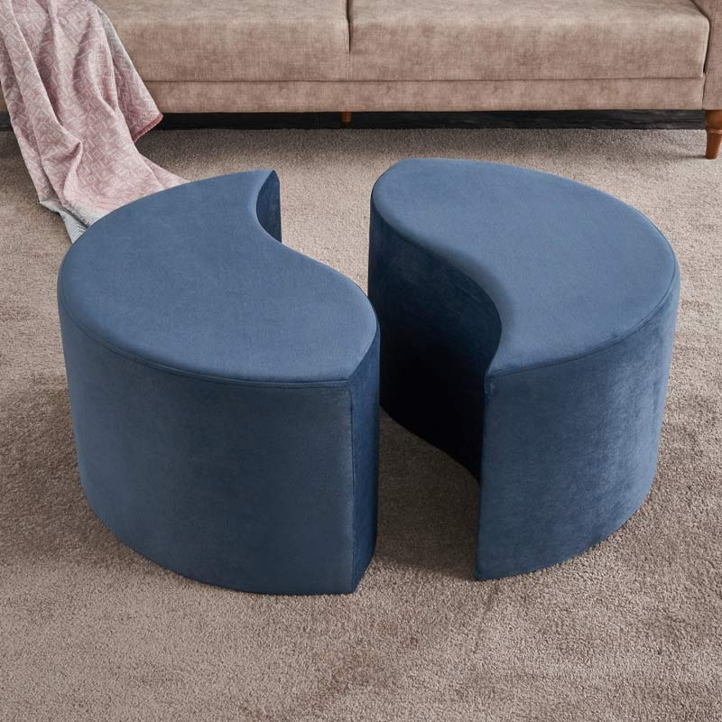 Alis столче от велур в син цвят 80x80x40cm.