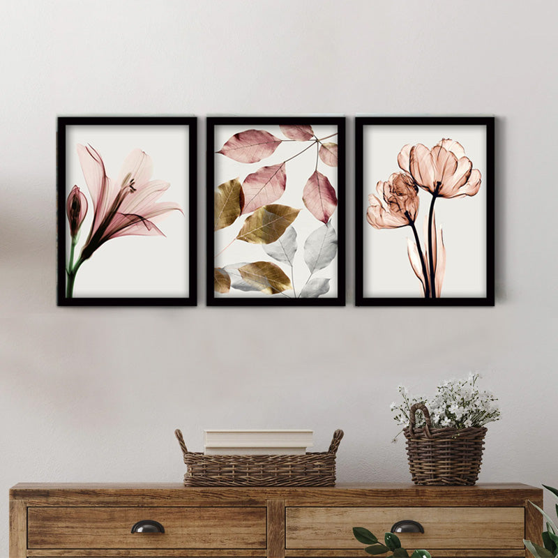 Картина "Pink Flowers" комплект от три части в рамка 35x45x2cm.