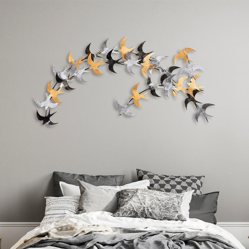Метална стенна декорация Birds в черно, бронз и сребристо 137x1.5x62cm.
