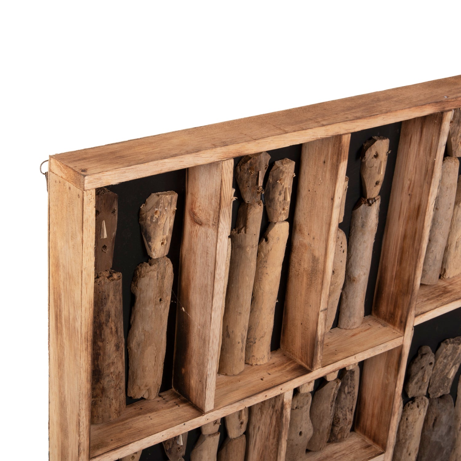 ДЕКОРАЦИЯ ЗА СТЕНА MYST РАМКА С ФИГУРКИ ОТ ДРЕВЕСИНА DRIFTWOOD 100x6x100Hсм.