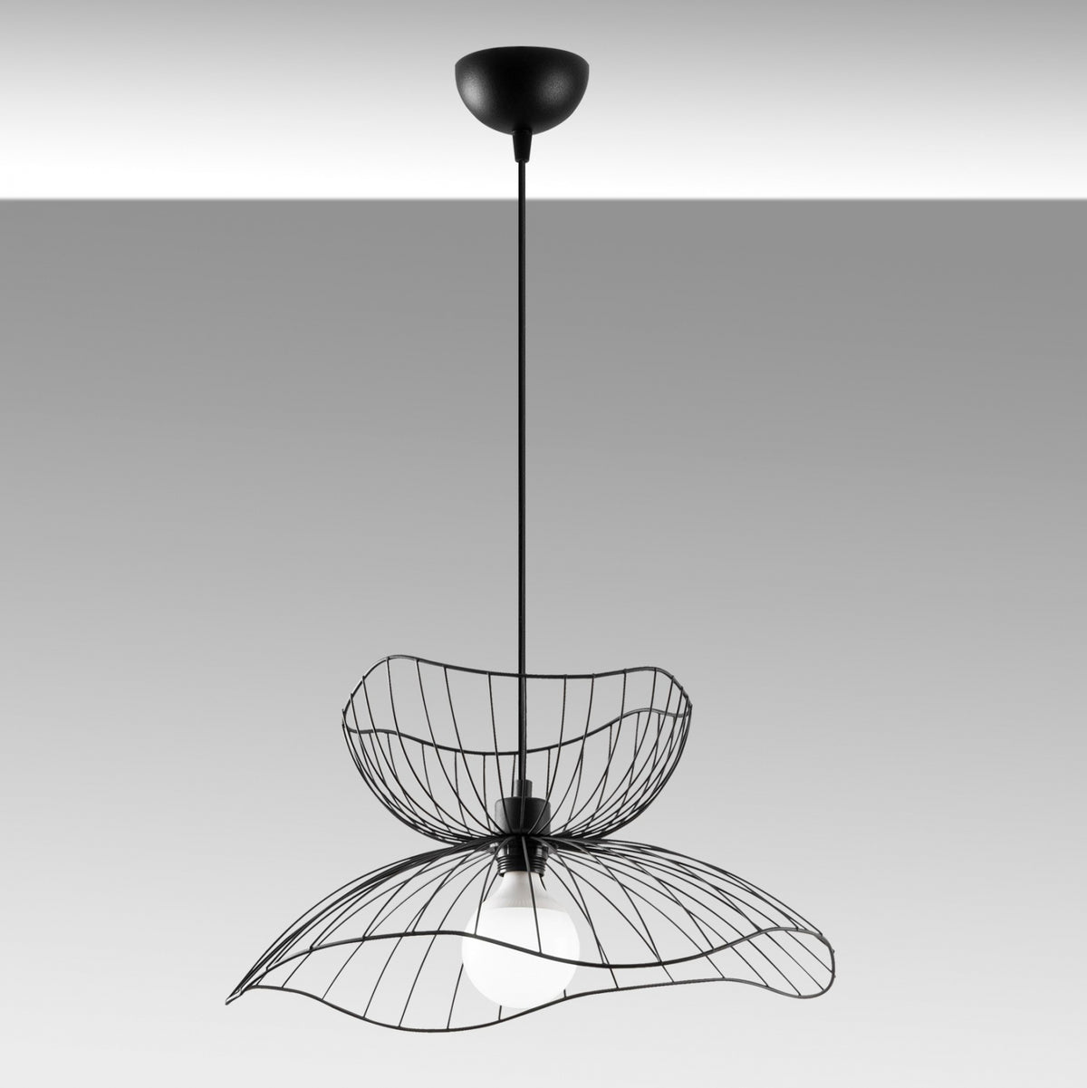 Метален висящ полилей в черно E27 50x50x121 cm.