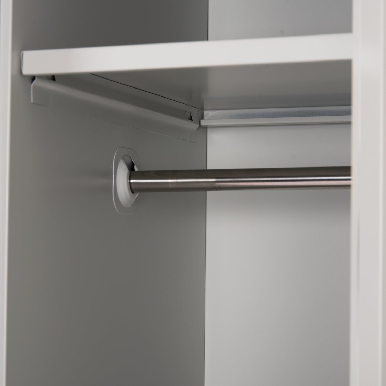 Метален тройно шкаф с ключалки ALTONA сив 90x45x185Hсм.