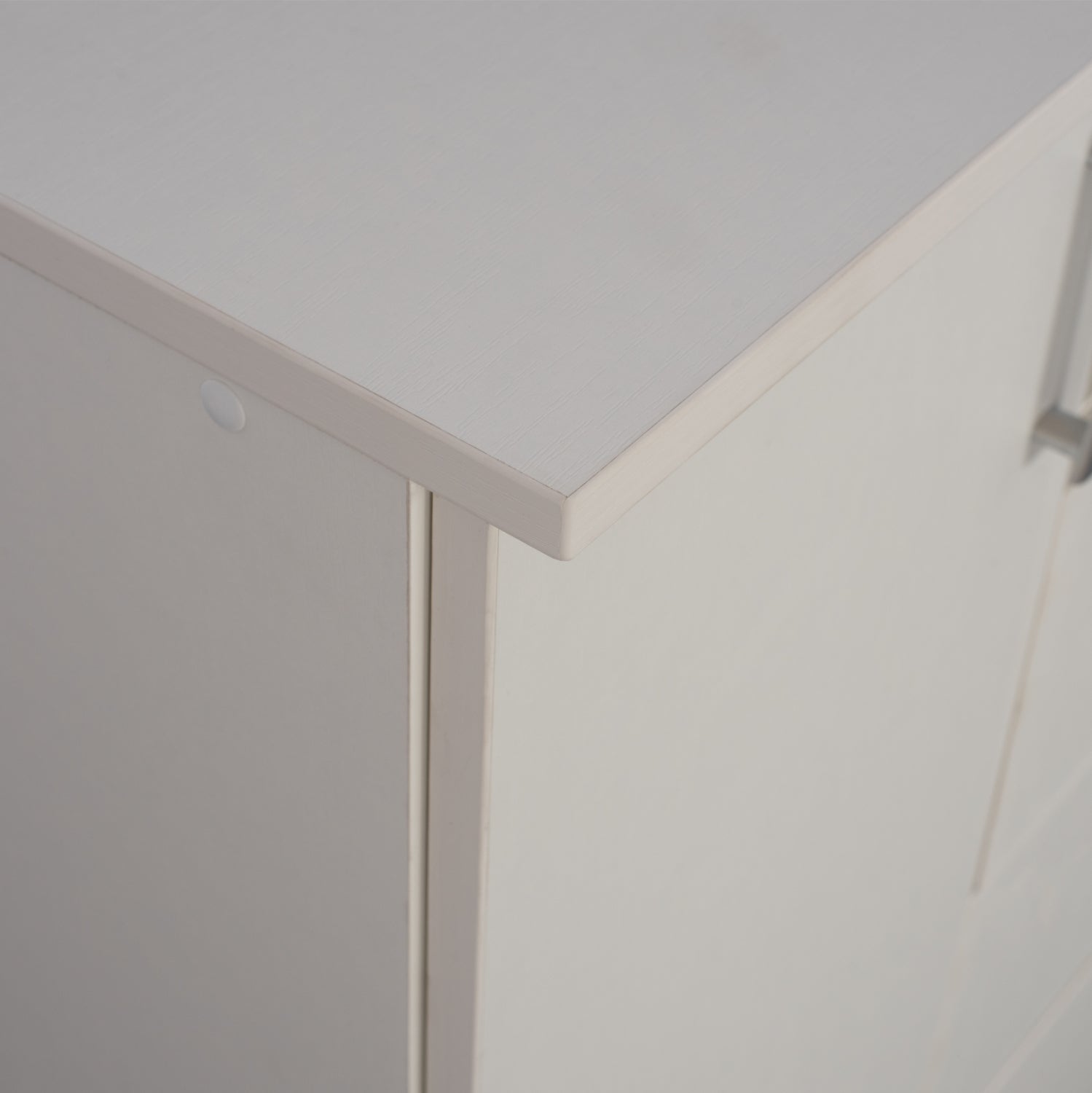 Буфет с 2 врати и 3 чекмеджета Adler бял 120x45x85 см.