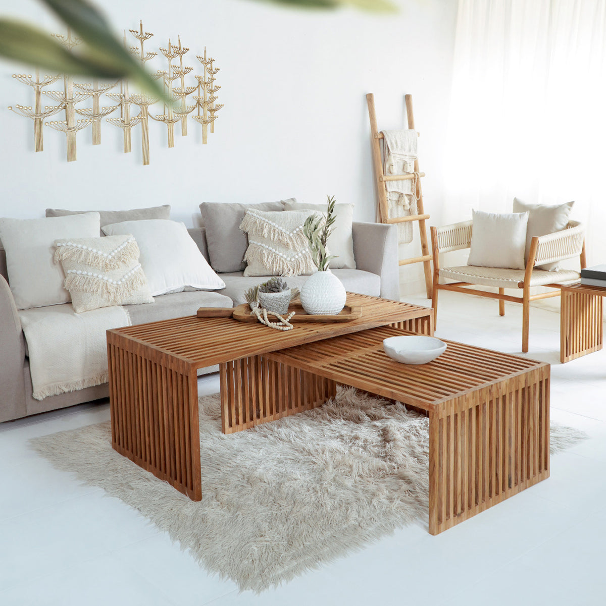 Комплект холни маси 2 бр. NYA тиково дърво в естествен цвят 116x60x46,5Hсм.