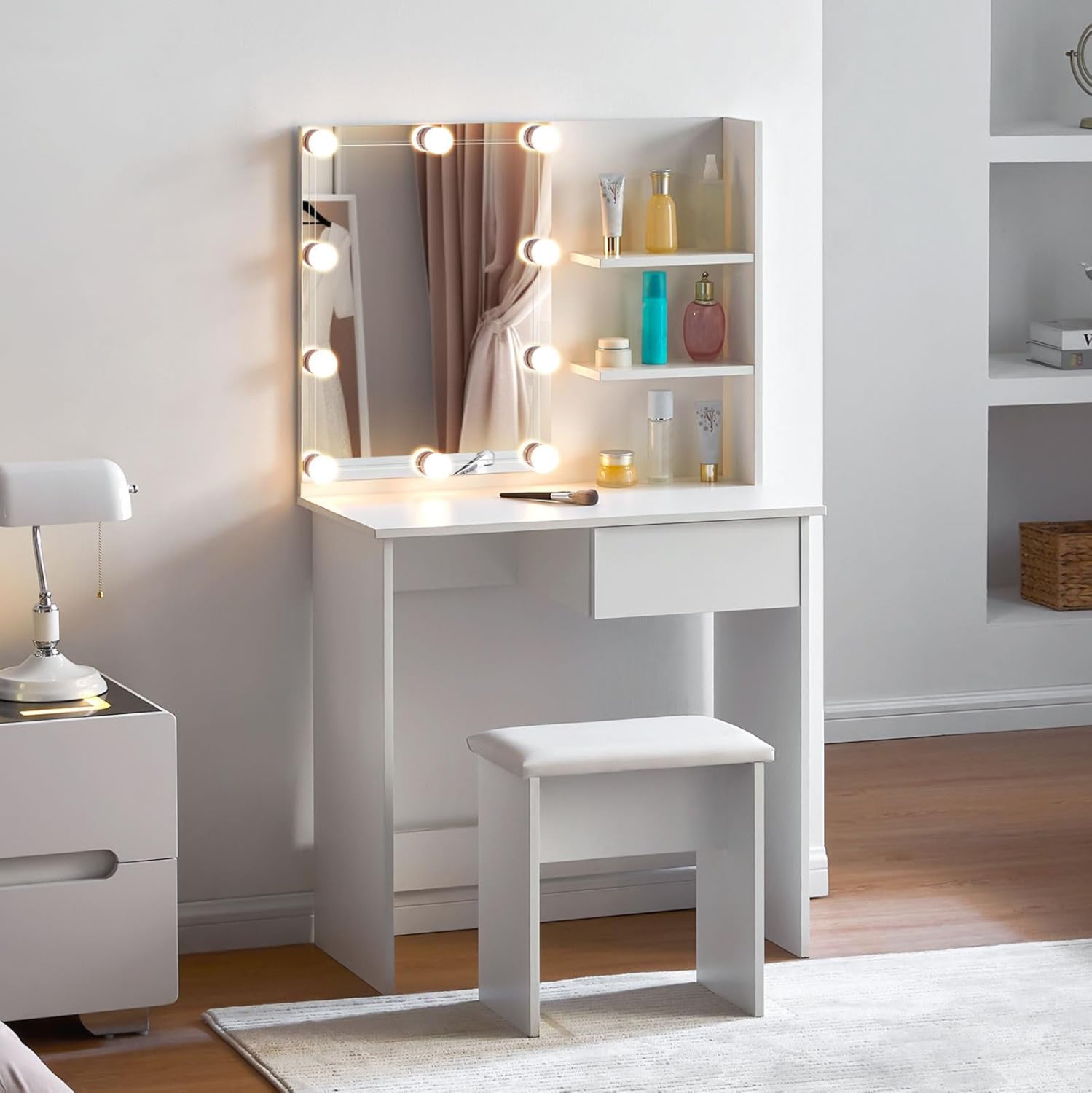 Тоалетка с LED осветление и рафтове LAURYN меламин бял 75x40x134.5Hсм.